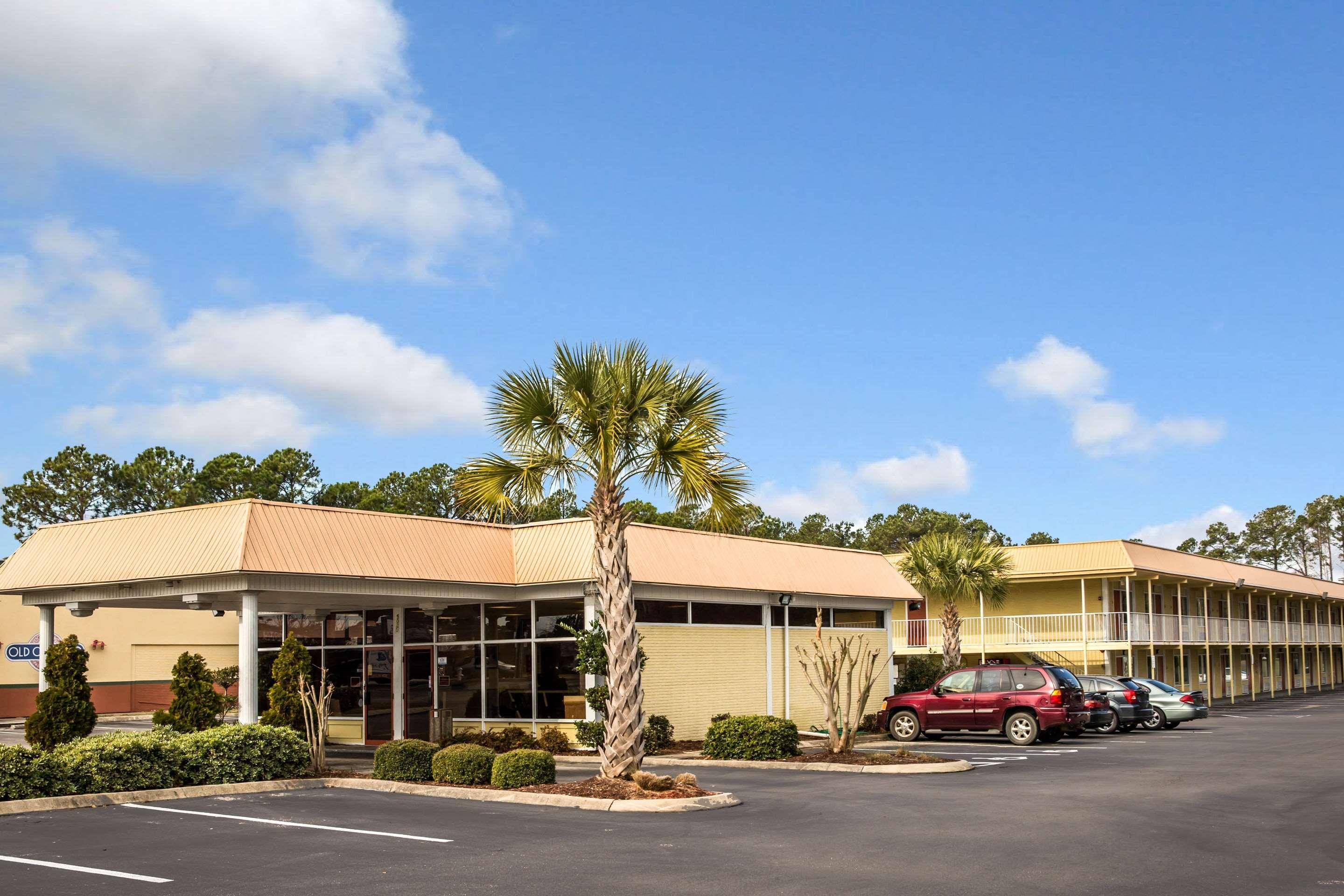 Rodeway Inn & Suites Wilmington North Zewnętrze zdjęcie