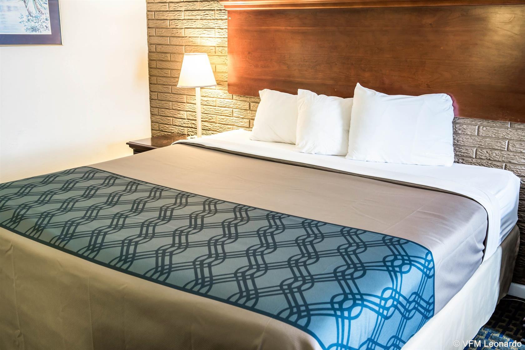 Rodeway Inn & Suites Wilmington North Zewnętrze zdjęcie