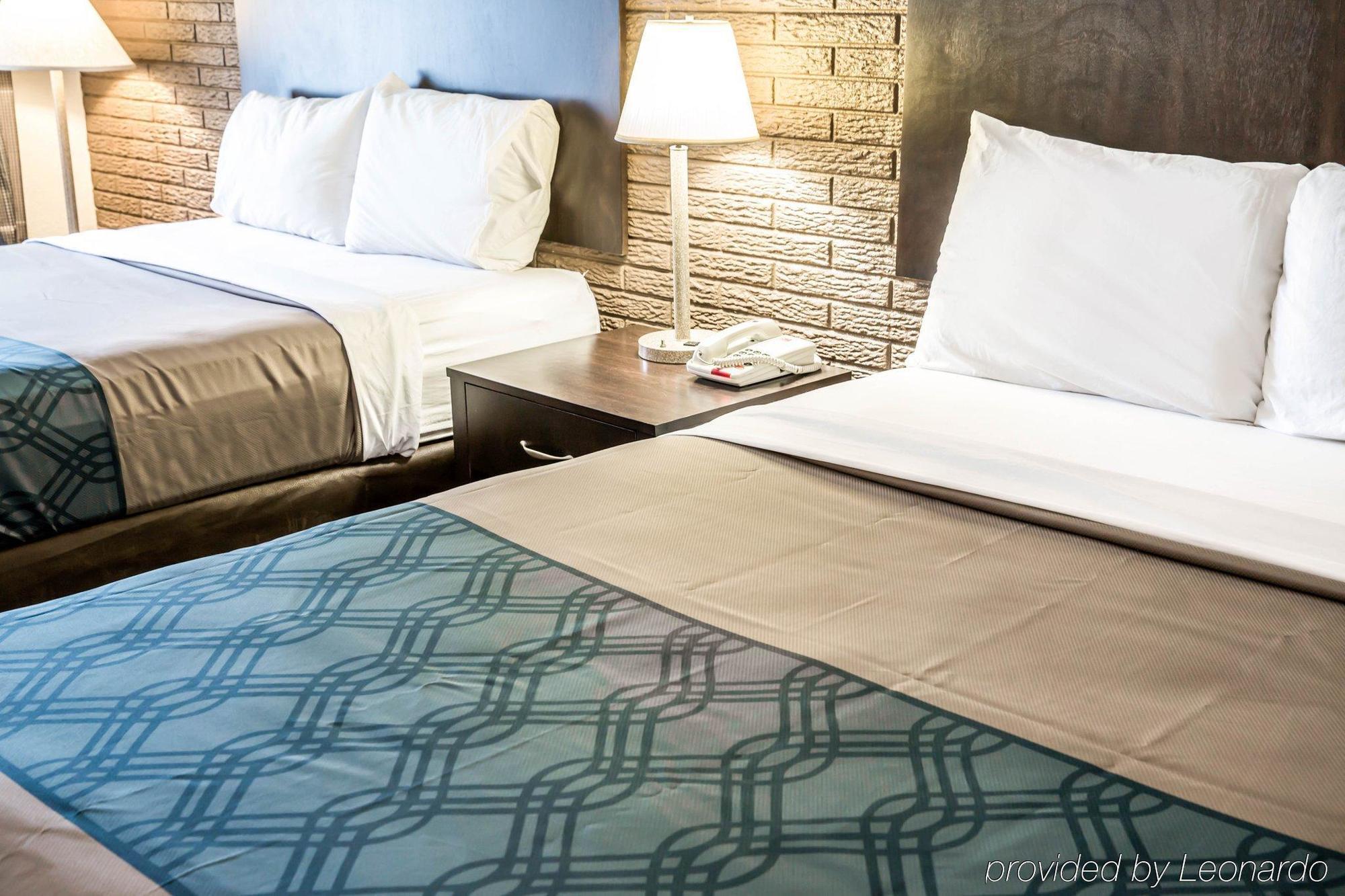 Rodeway Inn & Suites Wilmington North Zewnętrze zdjęcie