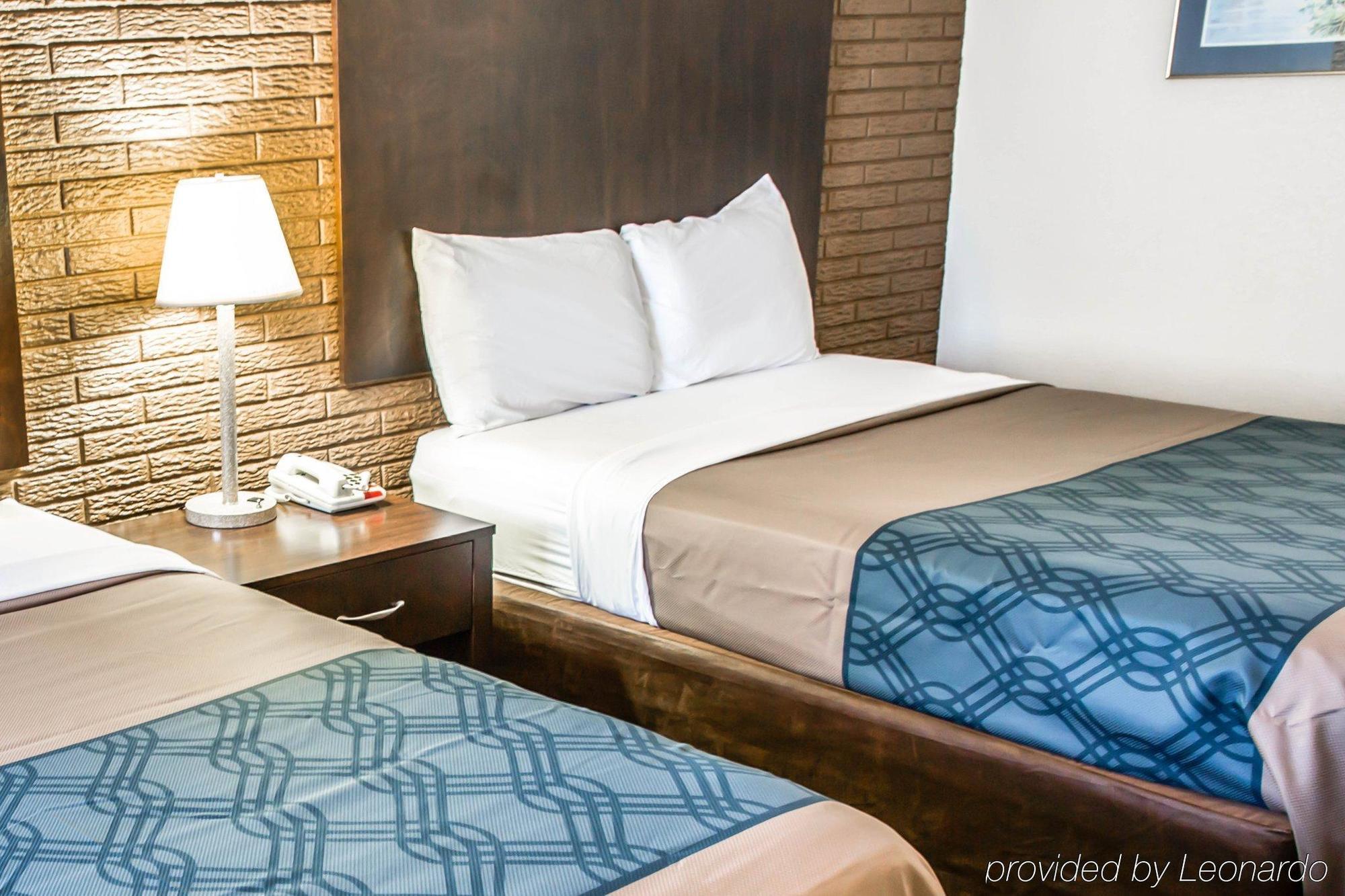 Rodeway Inn & Suites Wilmington North Zewnętrze zdjęcie