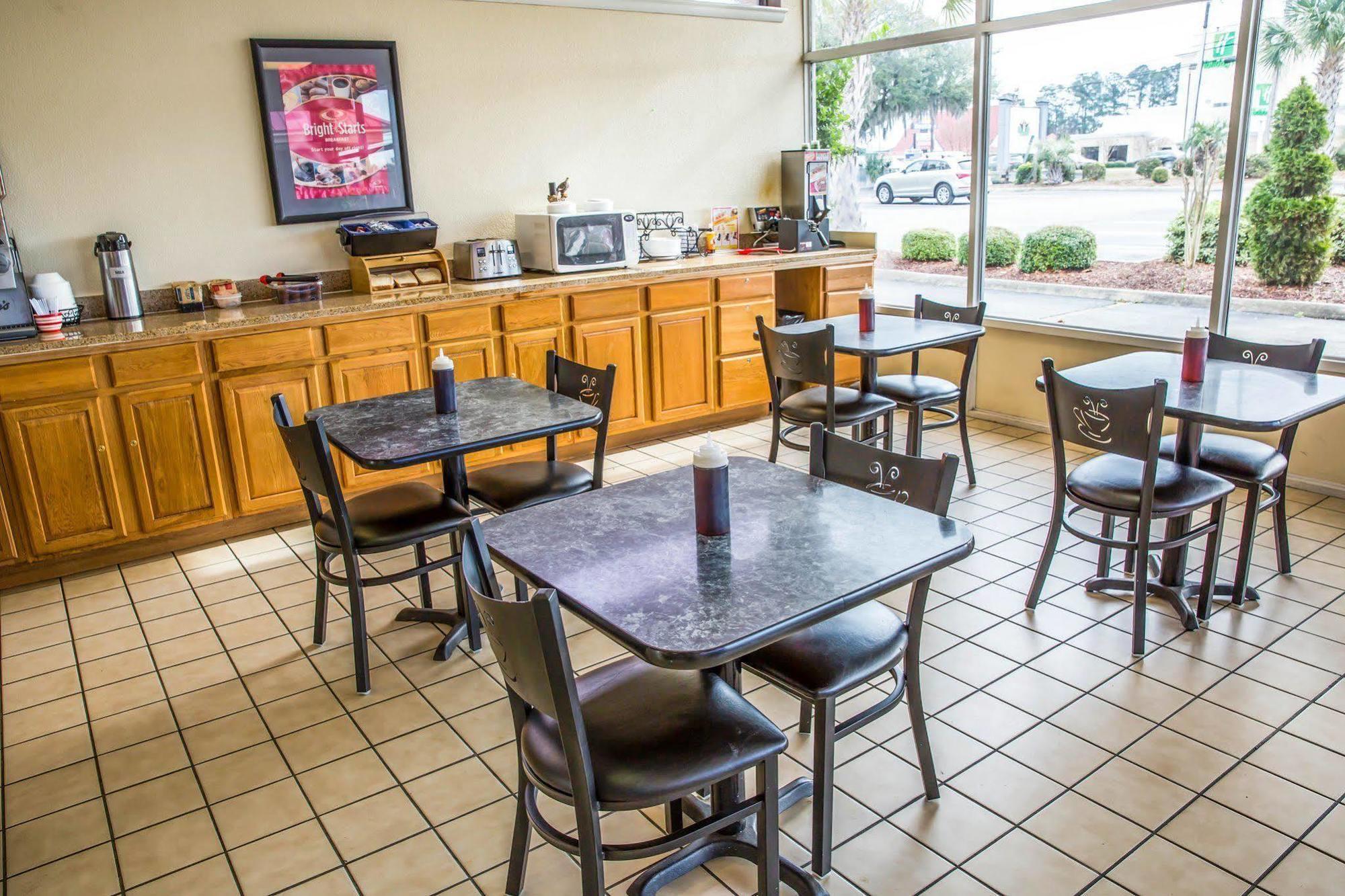 Rodeway Inn & Suites Wilmington North Zewnętrze zdjęcie